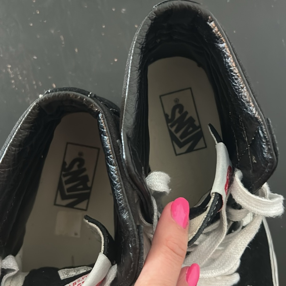 Vans Hi Tops - Picture 4 of 6
